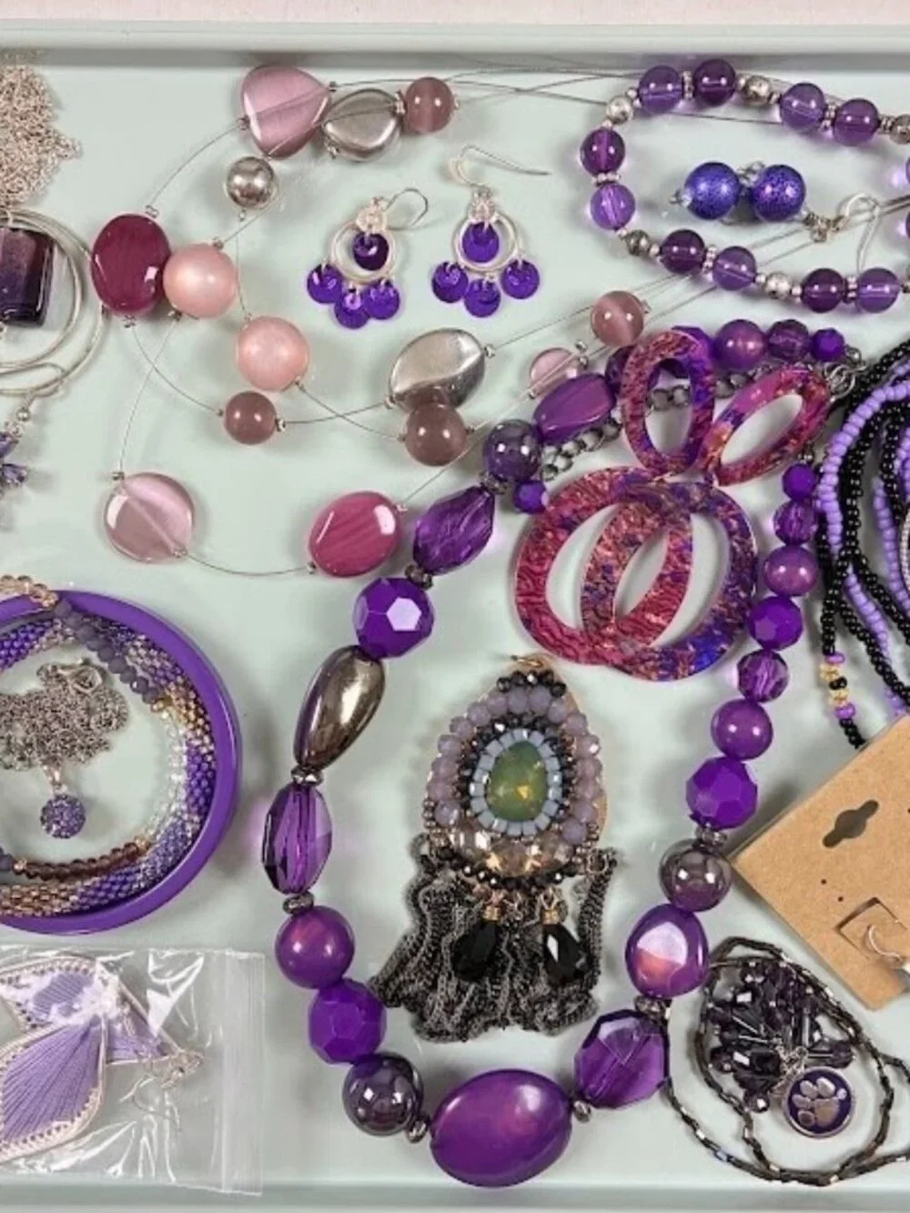 Unbranded jewelry lot